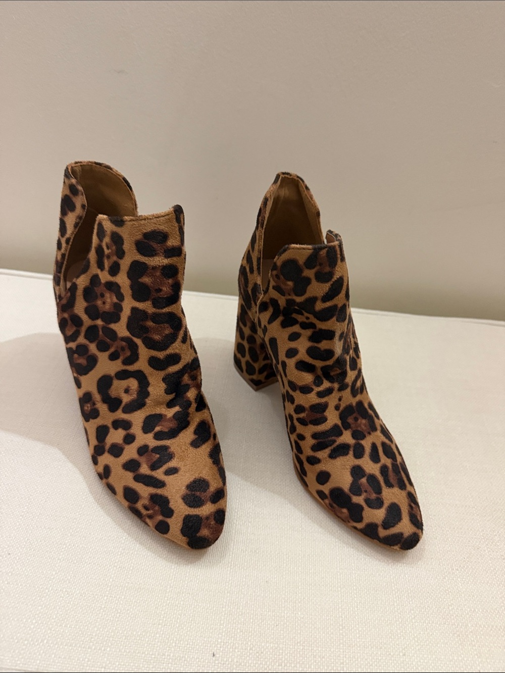 Like NEW worn once Leopard Print Ankle Boots